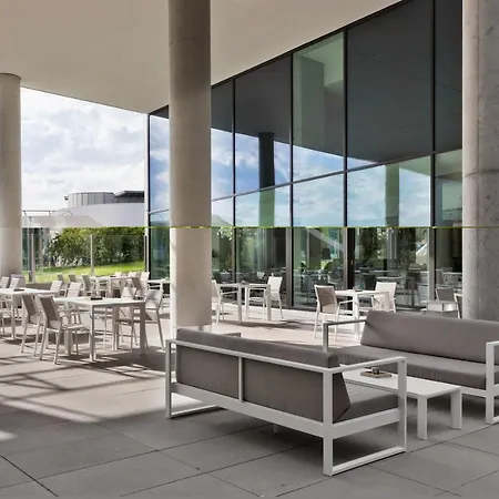 Hotell Courtyard By Marriott Munich Garching Garching bei München