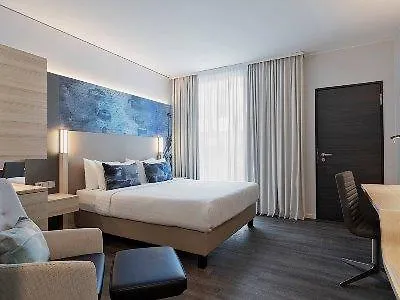 Отель Courtyard By Marriott Munich Garching 4*