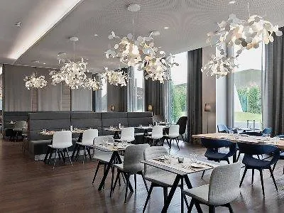 Courtyard By Marriott Munich Garching Отель Гархинг-бай-Мюнхен