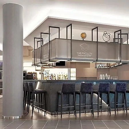 Courtyard By Marriott Munich Garching 4*