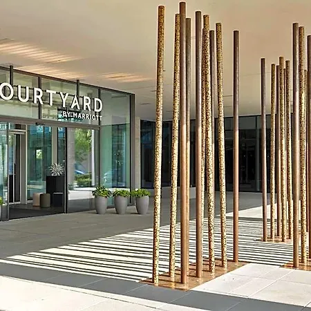 Отель Courtyard By Marriott Munich Garching Гархинг-бай-Мюнхен