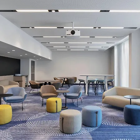 Hotel Courtyard By Marriott Munich Garching 4*