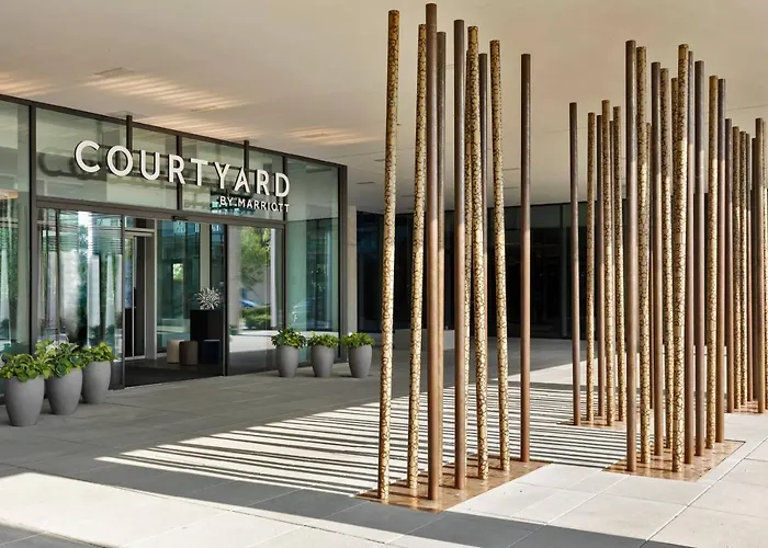 Courtyard By Marriott Munich Garching Hotel